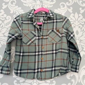 10/$25‎ • George Cotton Plaid Flannel Button Down Shirt